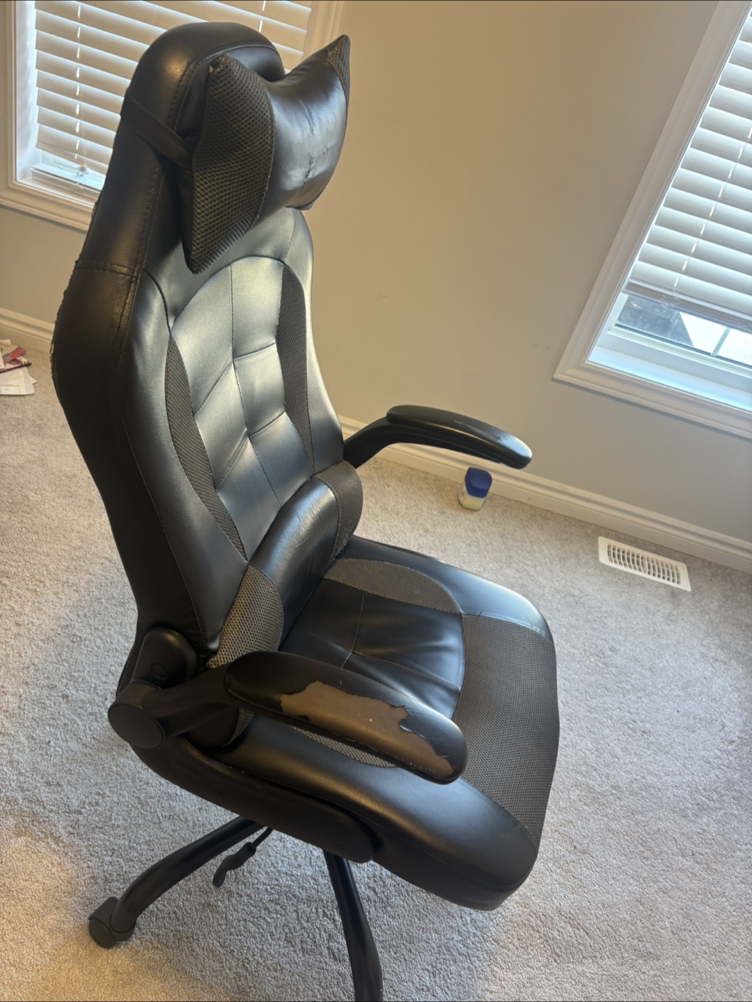 Black Gaming Chair