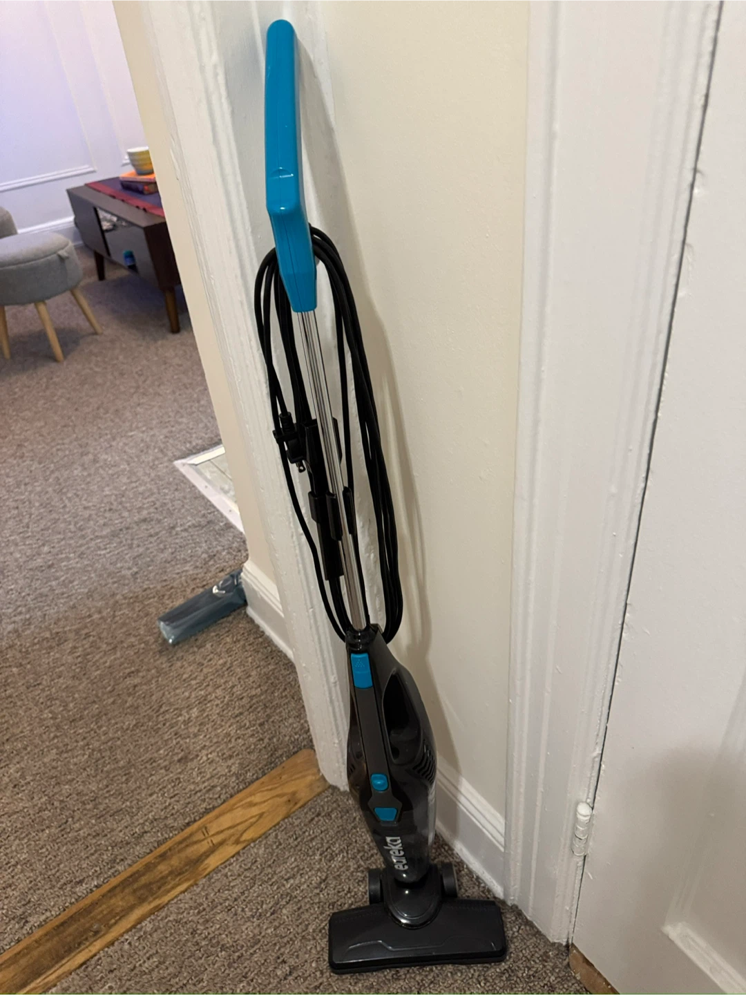 Eureka Blaze 3-in-1 Stick Vacuum Cleaner - photo 3