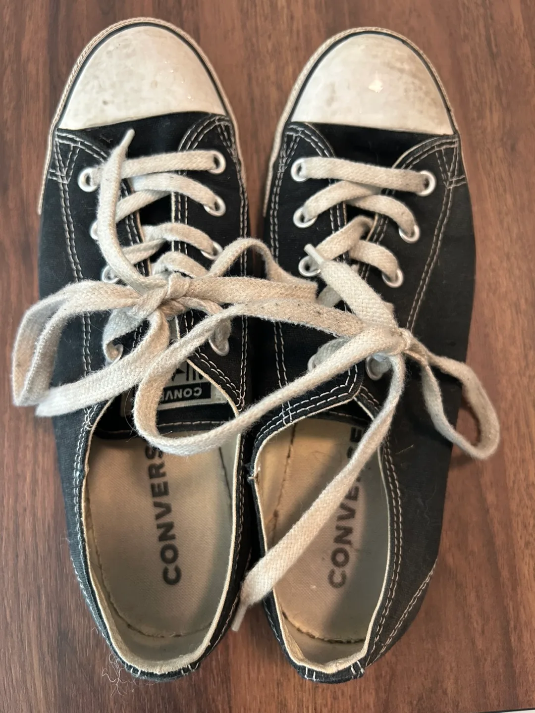 Converse Women’s Sneakers thumbnail