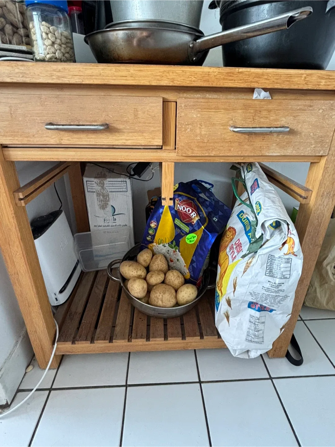 Kitchen Island image indicator(2)