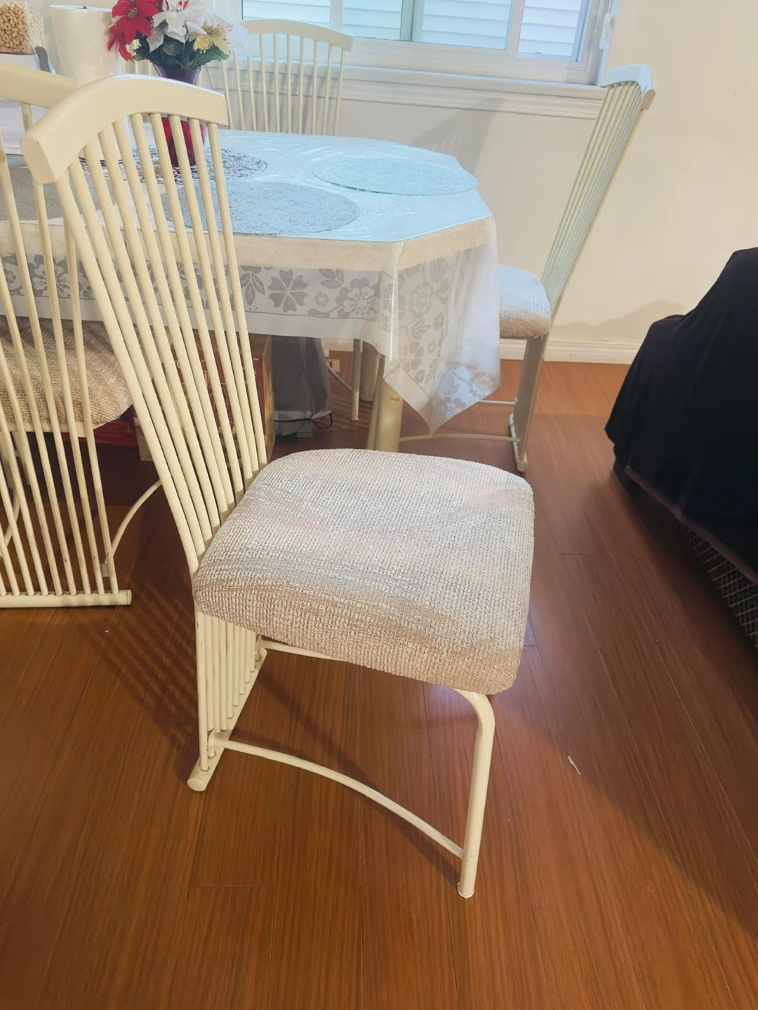 Dining Chairs - Set of 4 - photo 2