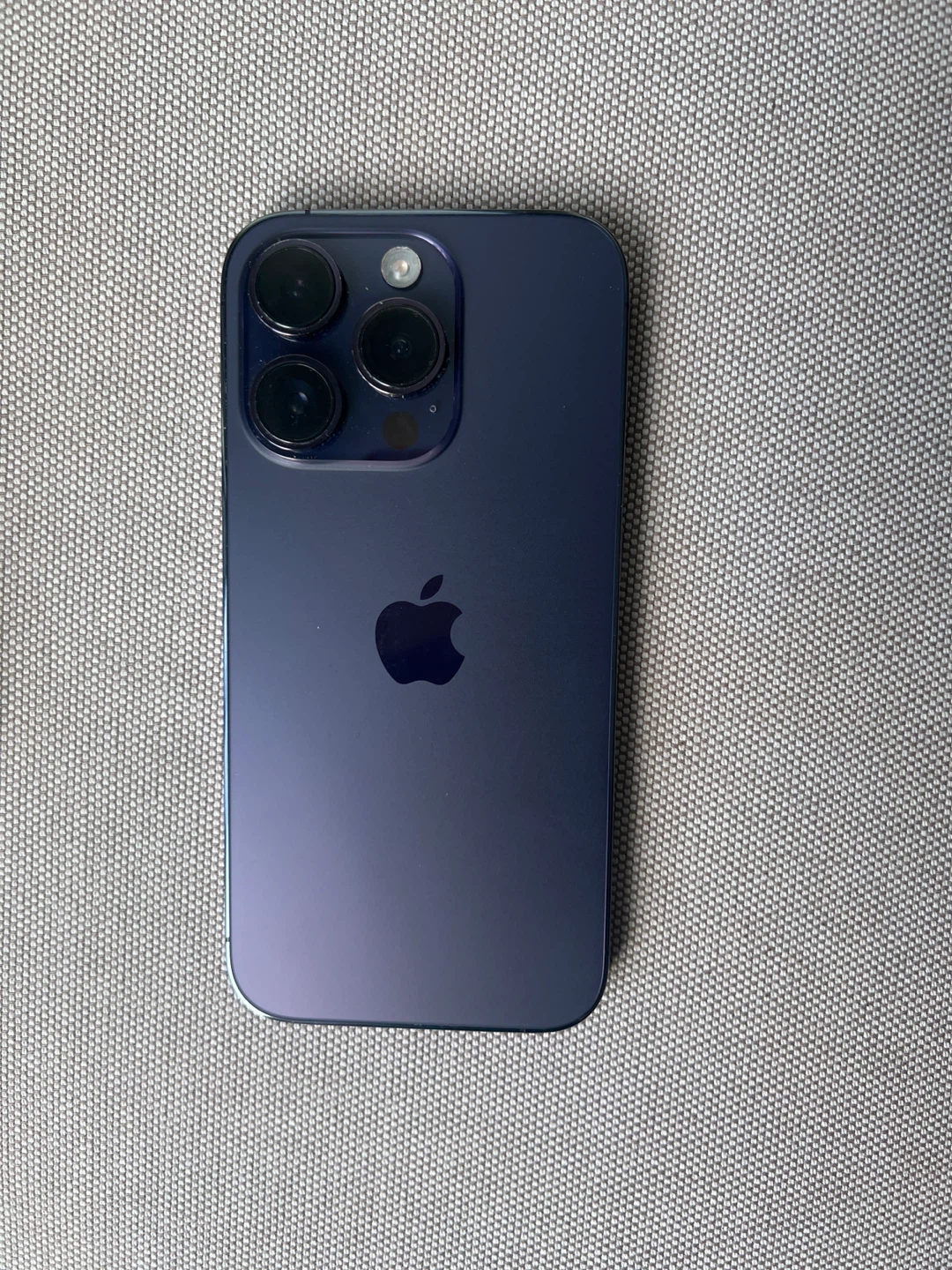 Unlocked iPhone 14 Pro Deep Purple (512gb)+ Cases