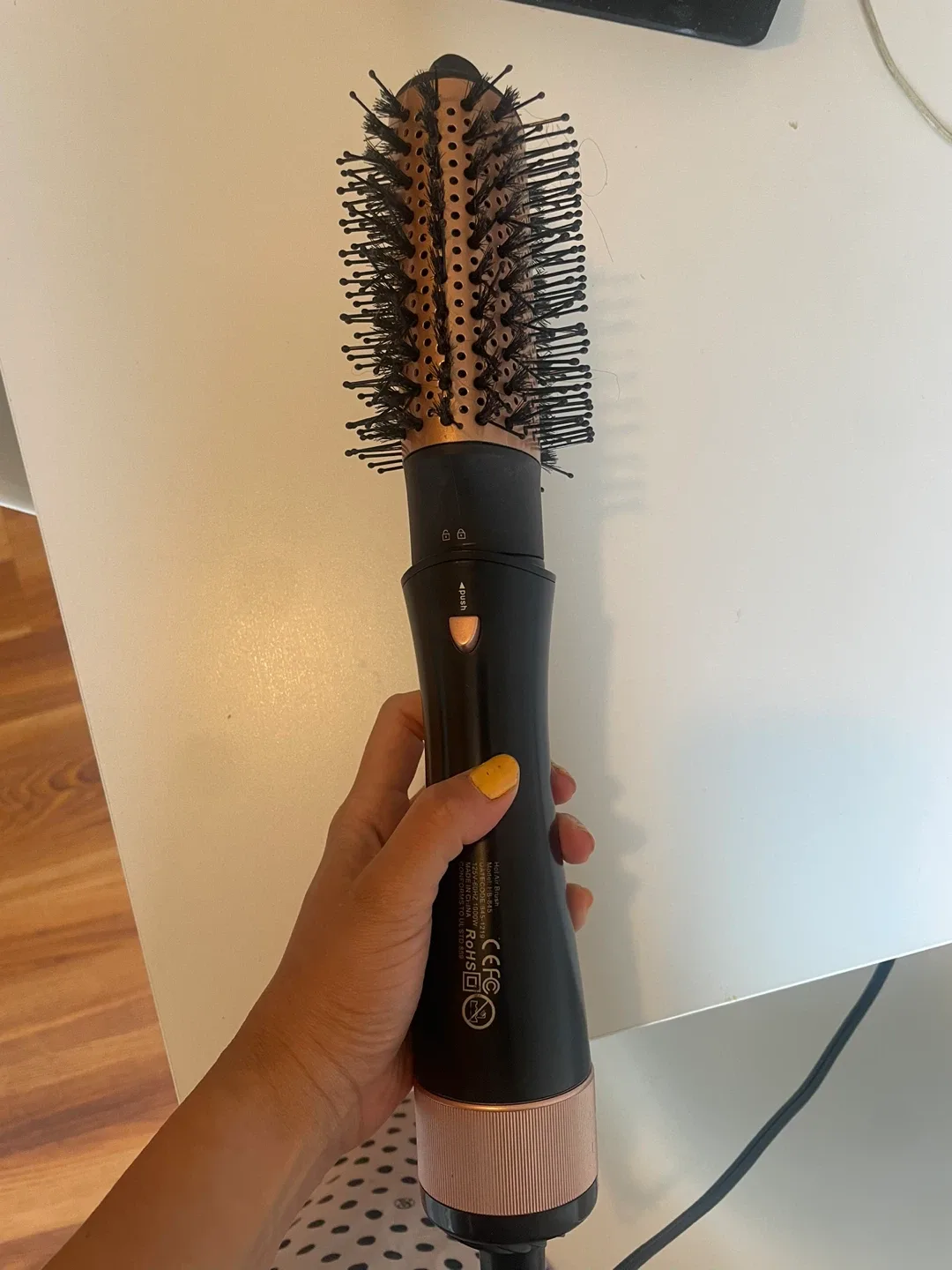 Hair Dryer Brush - Model No.9228 thumbnail