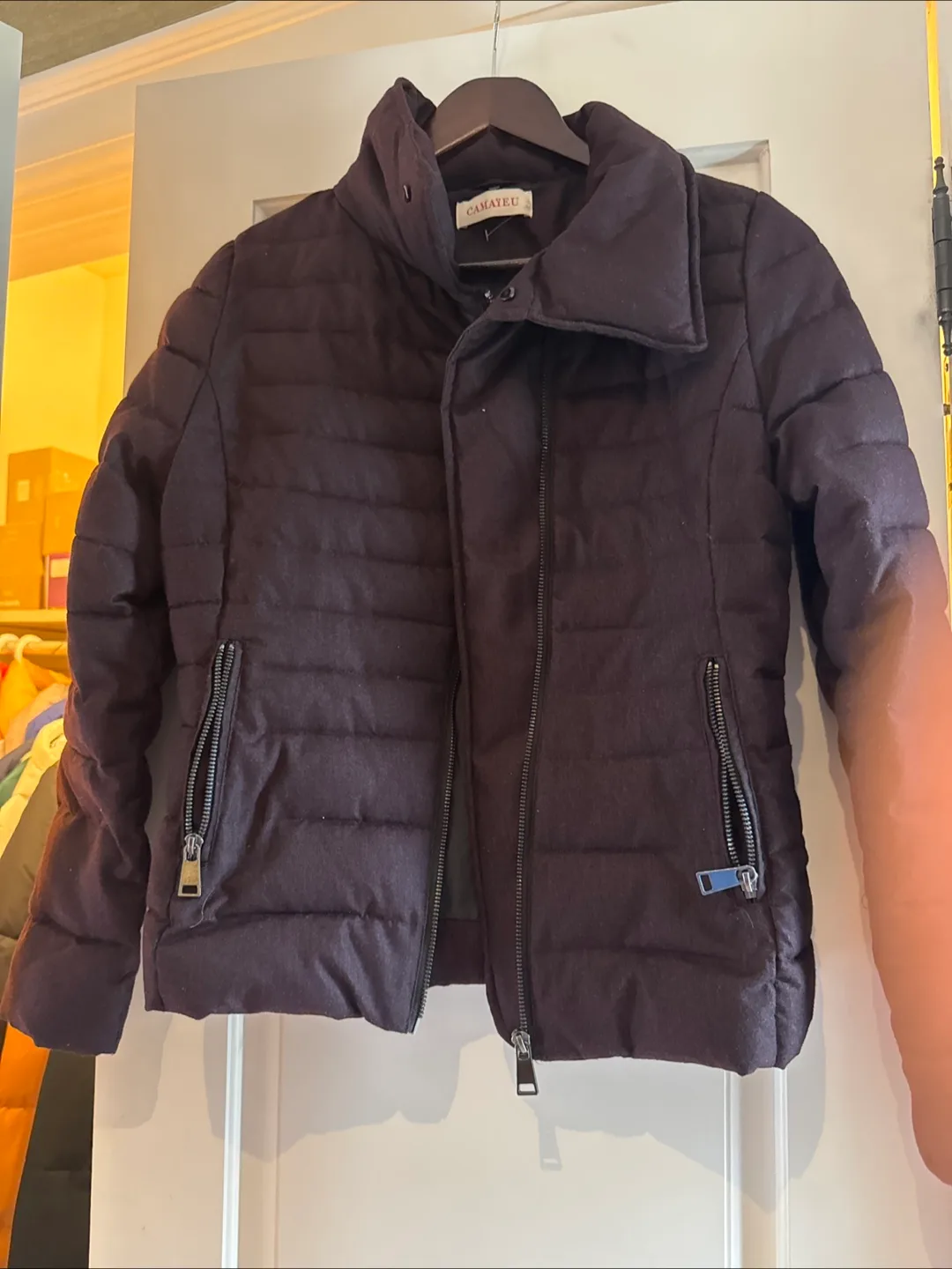 Camateu Puffer Jacket thumbnail