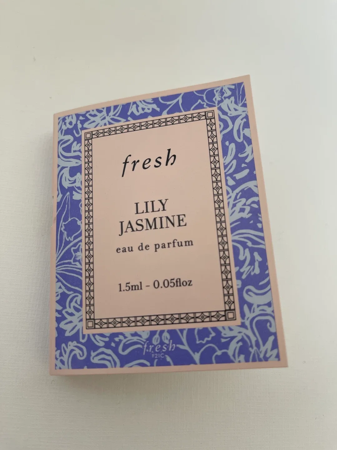 Fresh Lily Jasmine Parfum Sample 1.5L 🥕 thumbnail
