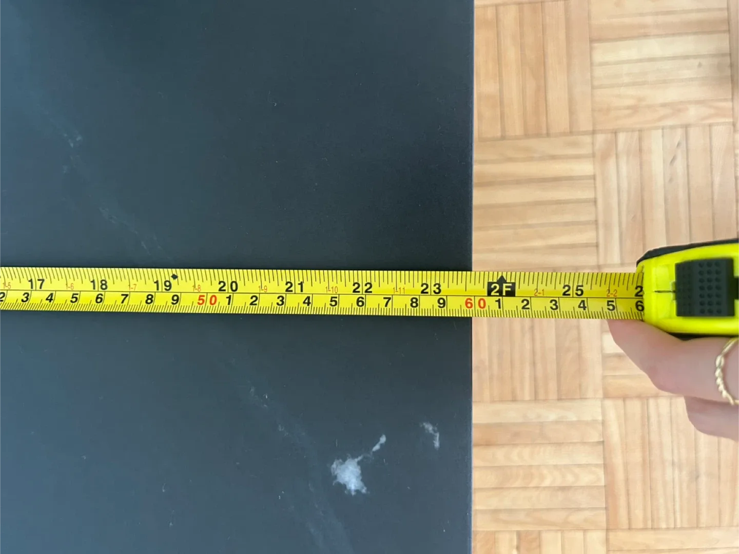 Black marble/ceramic coffee table 120cmx60cm image indicator(6)