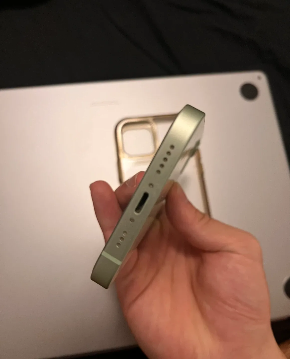 iPhone 12 64GB (86% battery health) image indicator(6)