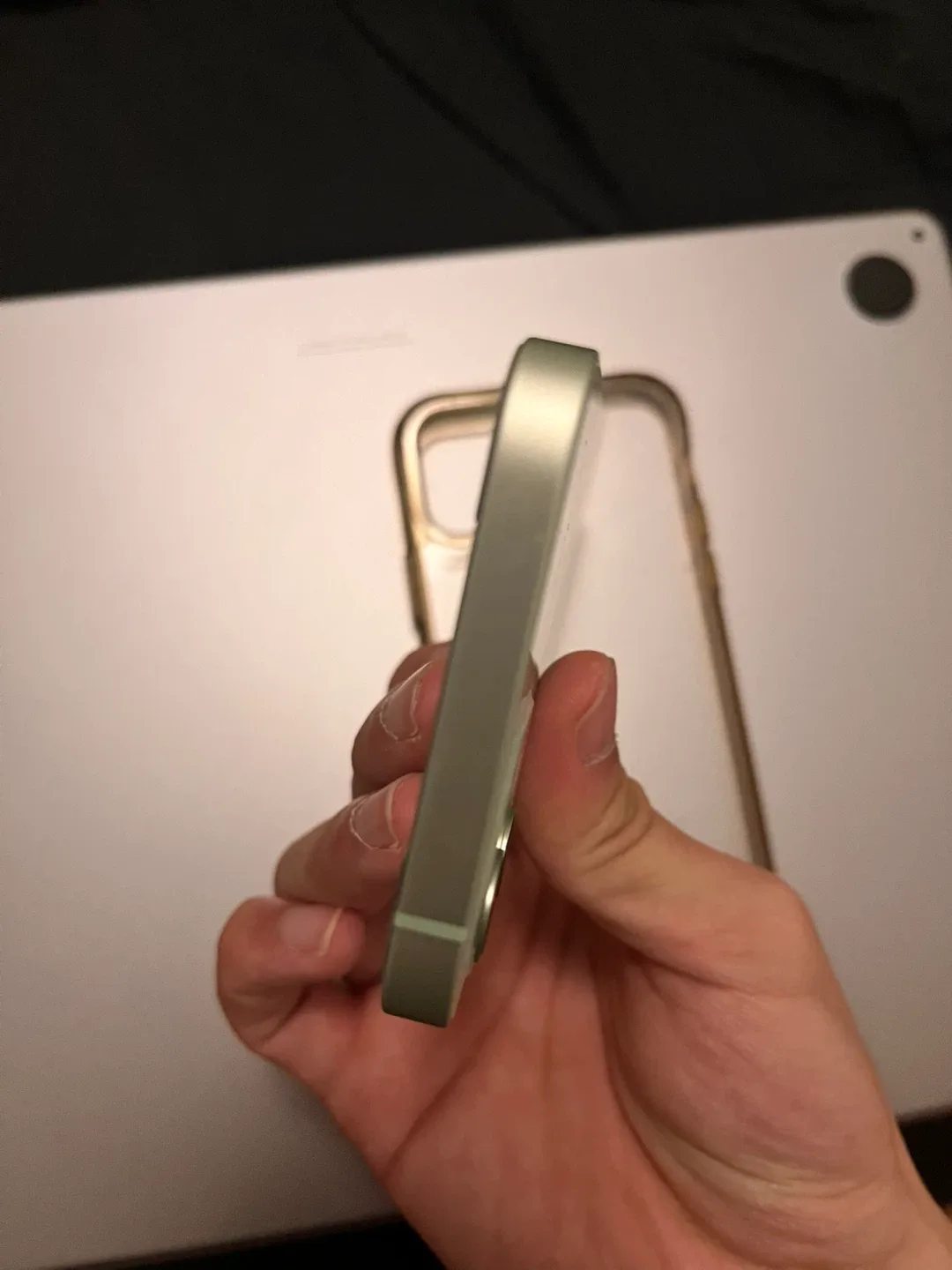 iPhone 12 64GB (86% battery health) image indicator(8)