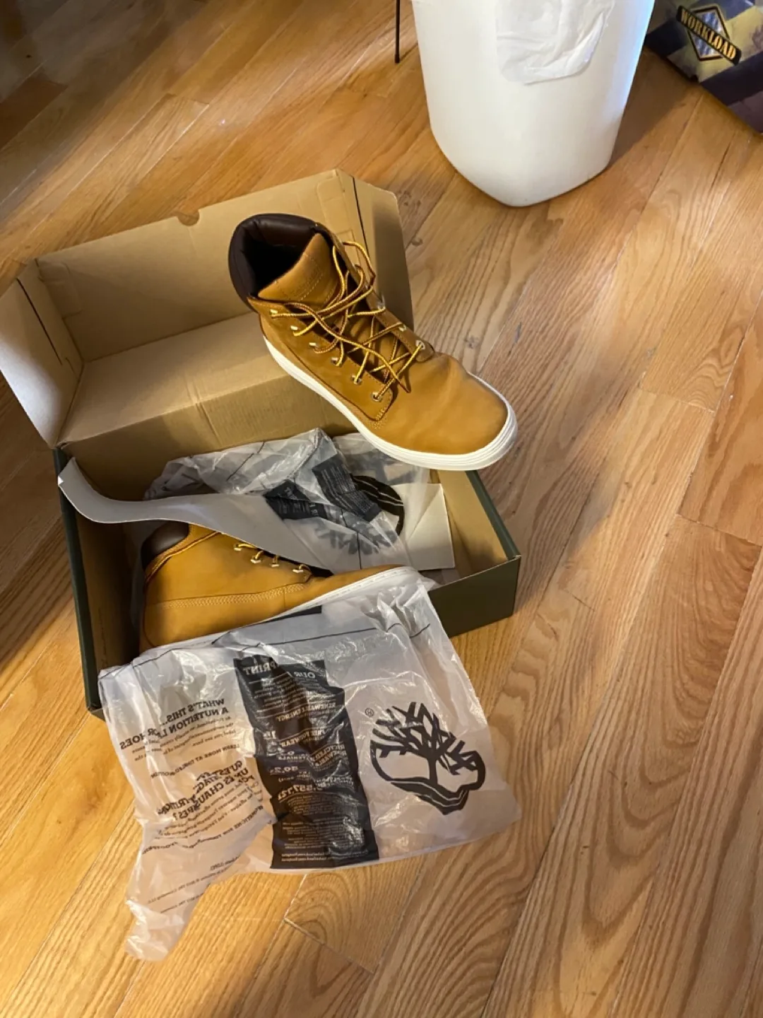 Timberland Leather Boots, Size 8 image indicator(2)