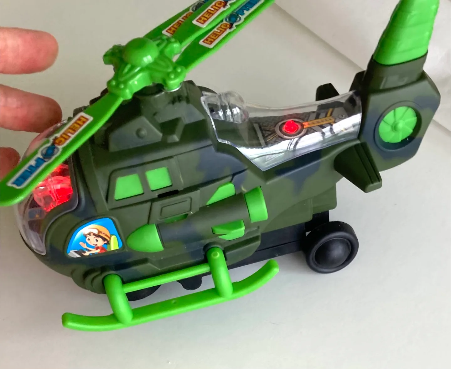 🎁 Toy Helicopter - Green Camo image indicator(2)