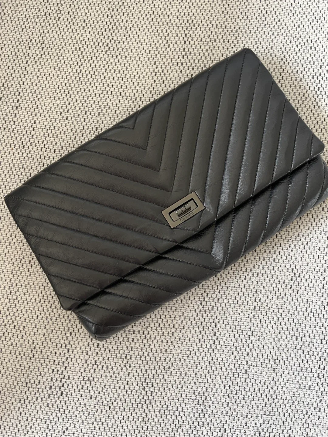 Chanel Black Leather Clutch image indicator(2)