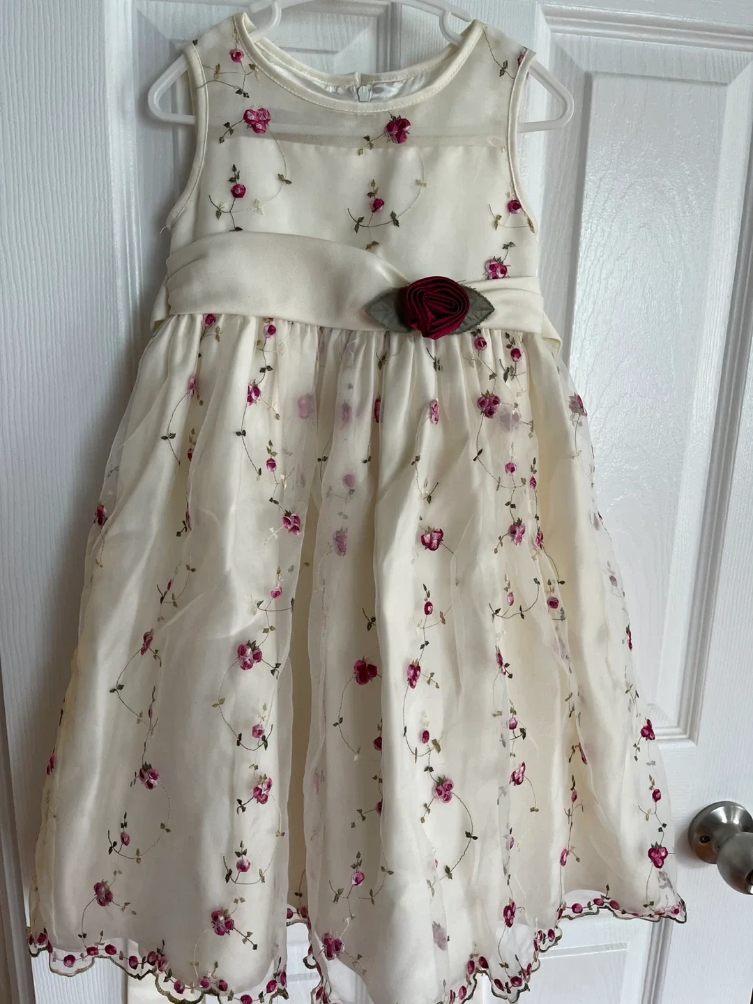 Two beautiful Girls Dress - Size 4T thumbnail