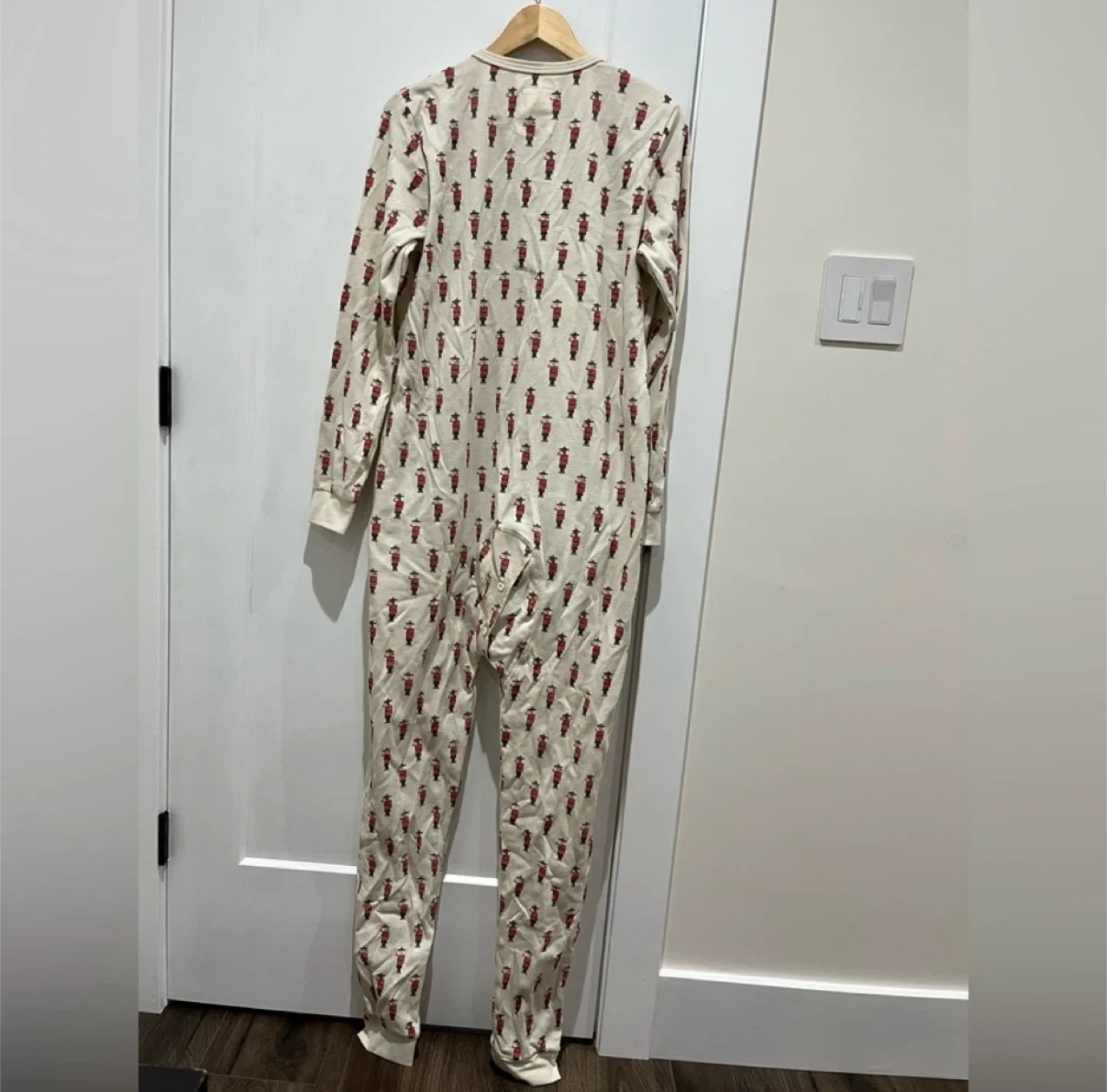 Canadian Onesie image indicator(2)