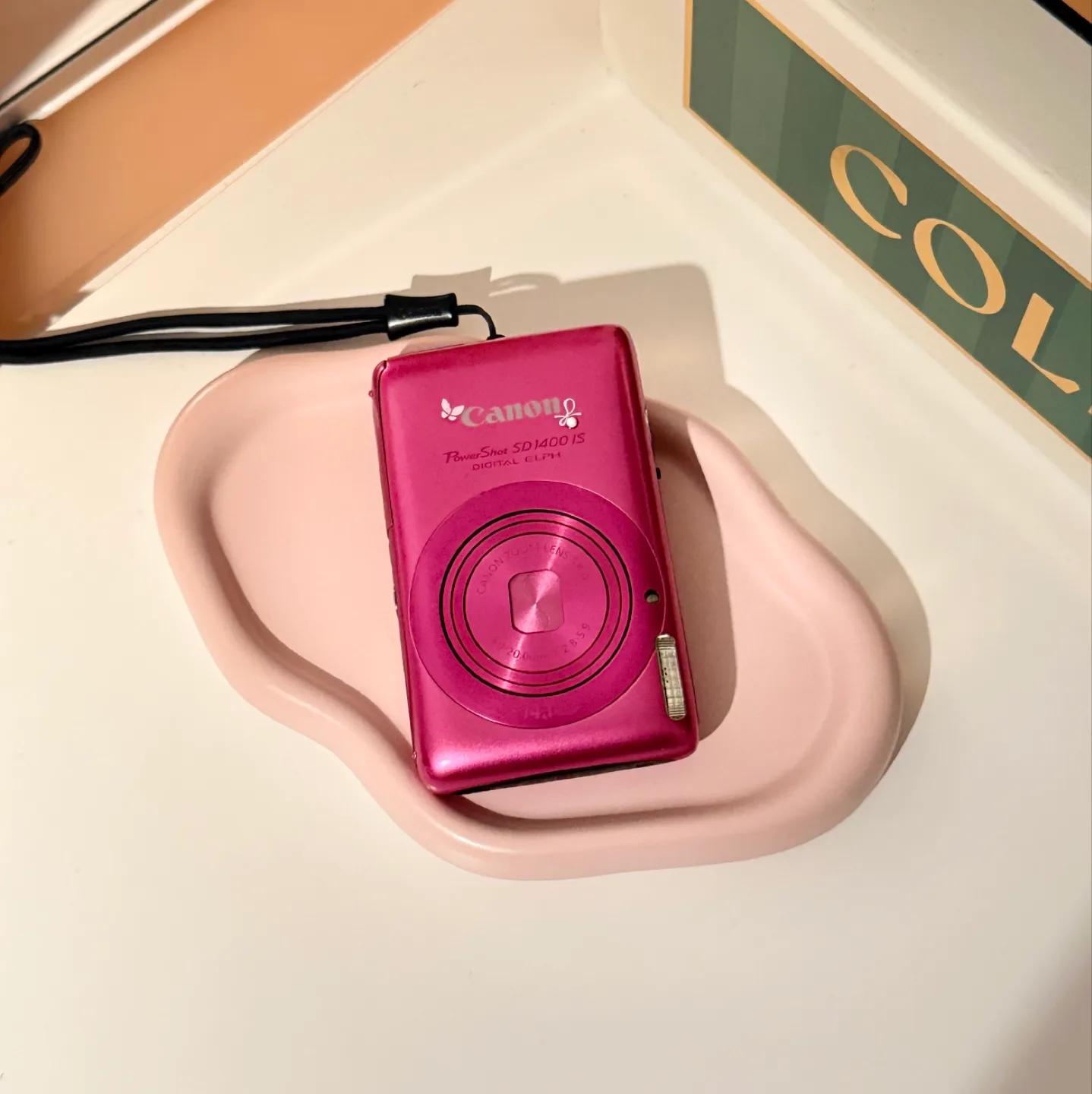 Canon PowerShot SD1400 IS Digital ELPH Pink Camera