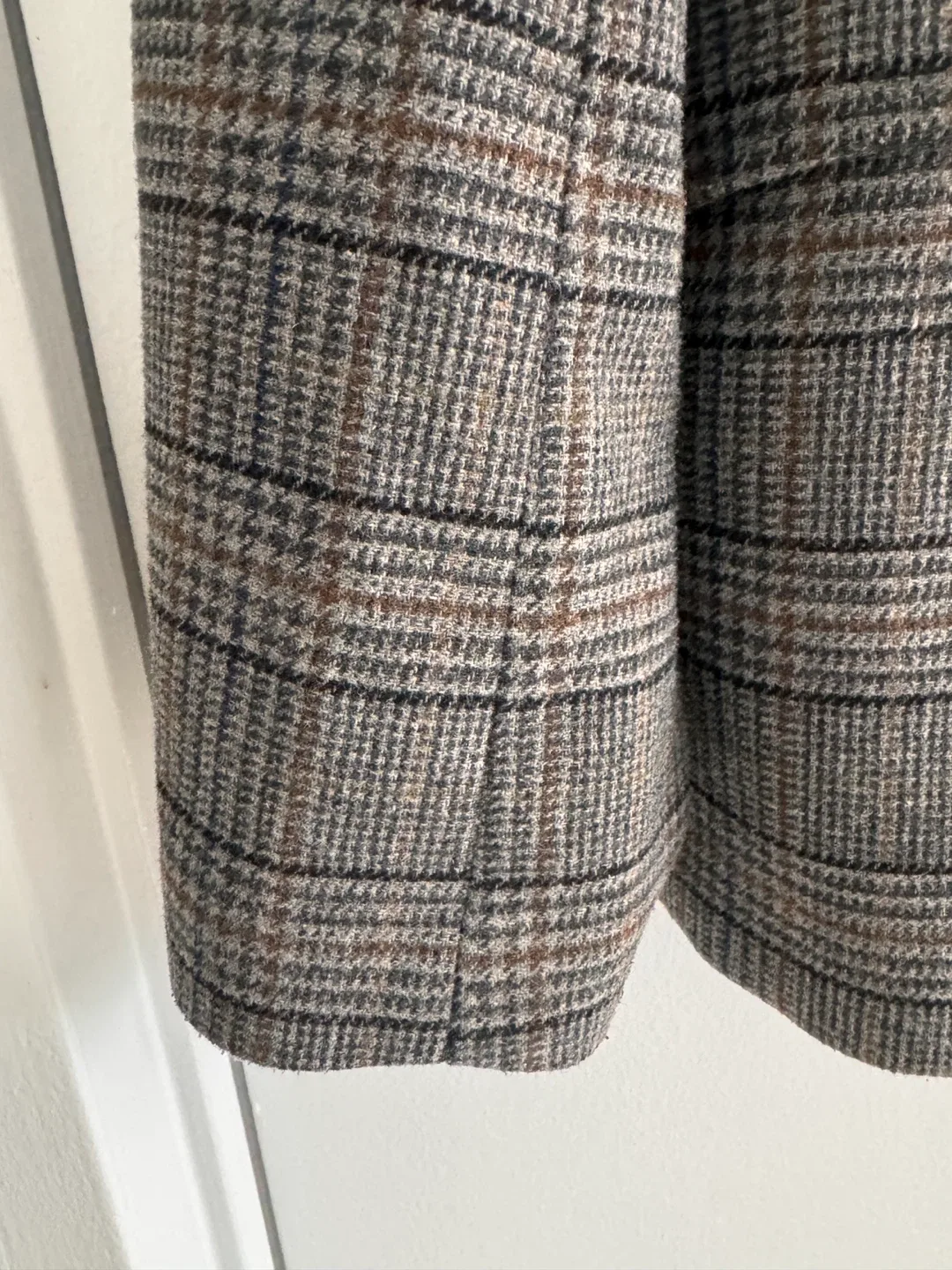 RW&CO. Plaid Blazer, Size 44 image indicator(5)