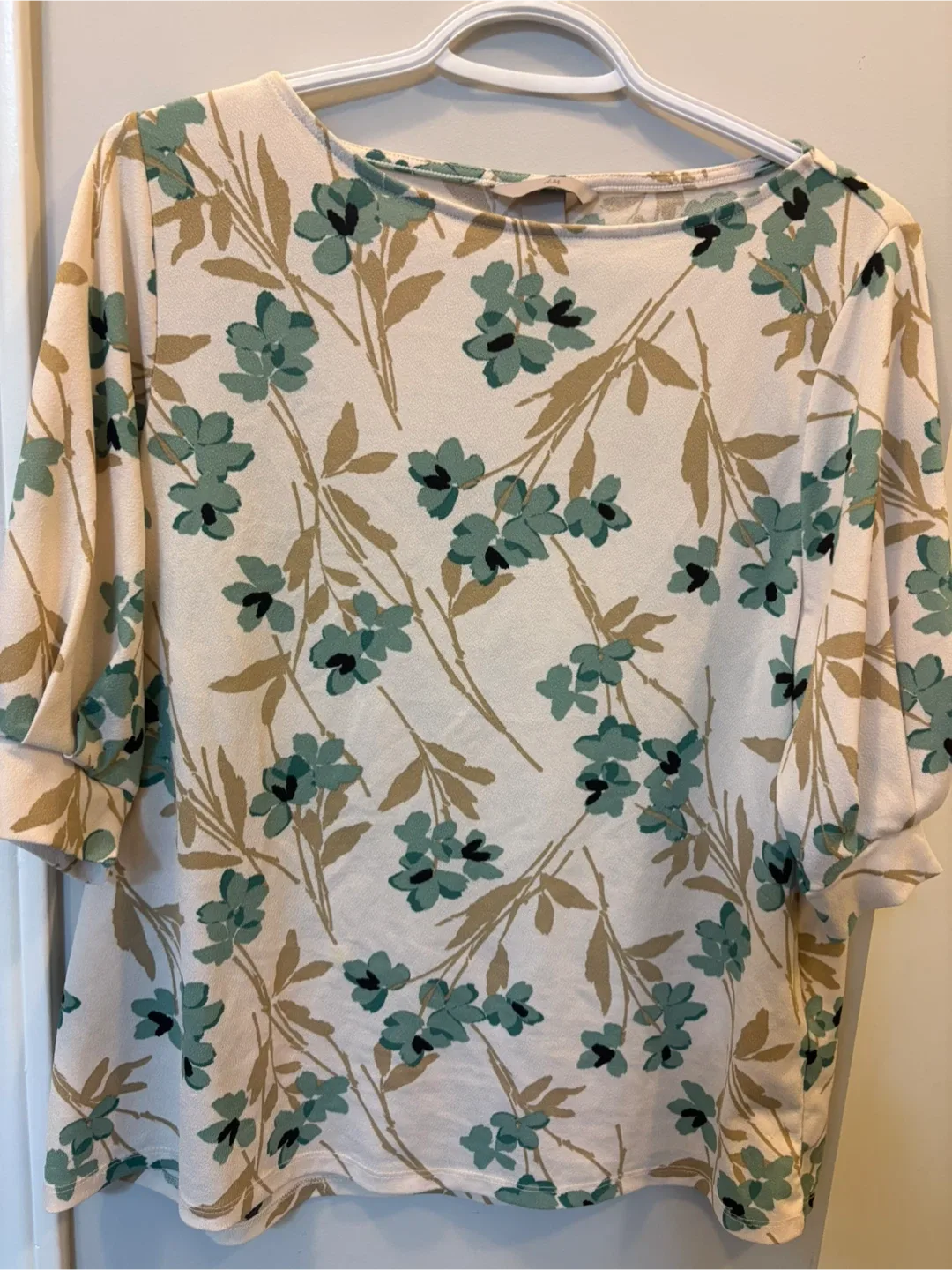 H&M Floral Print Top image indicator(2)