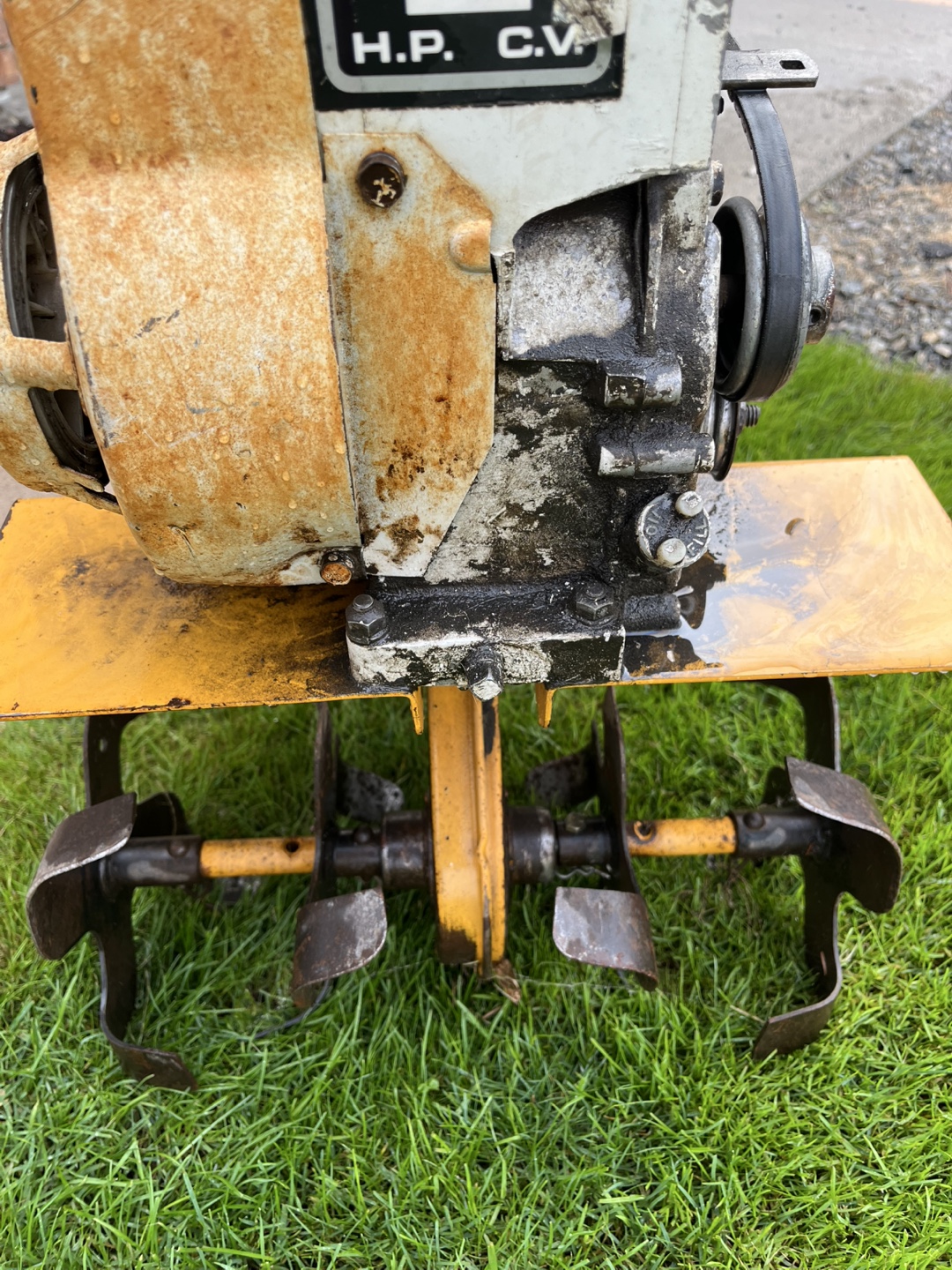 Briggs & Stratton 2 HP CV Tiller