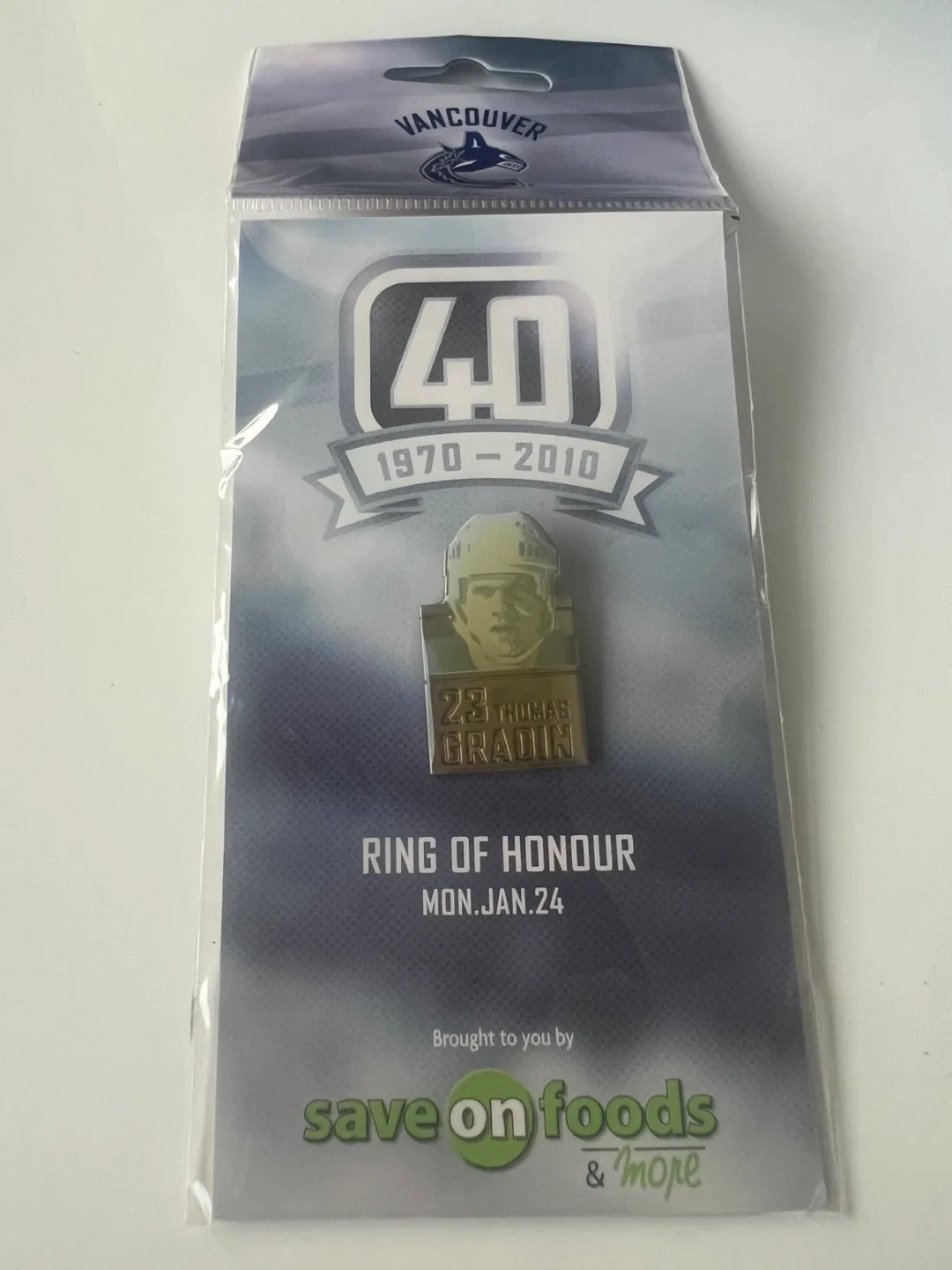 Vancouver Canucks Thomas Gradin 23 Ring of Honour Pin image indicator(2)