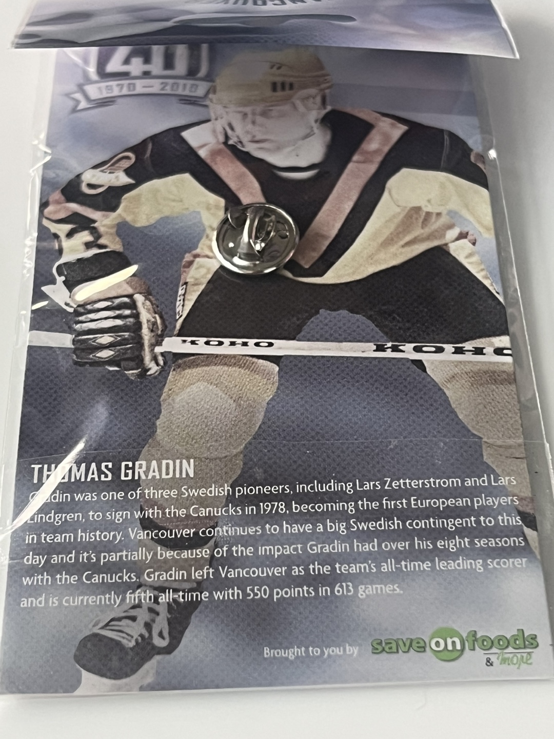 Vancouver Canucks Thomas Gradin 23 Ring of Honour Pin - photo 4