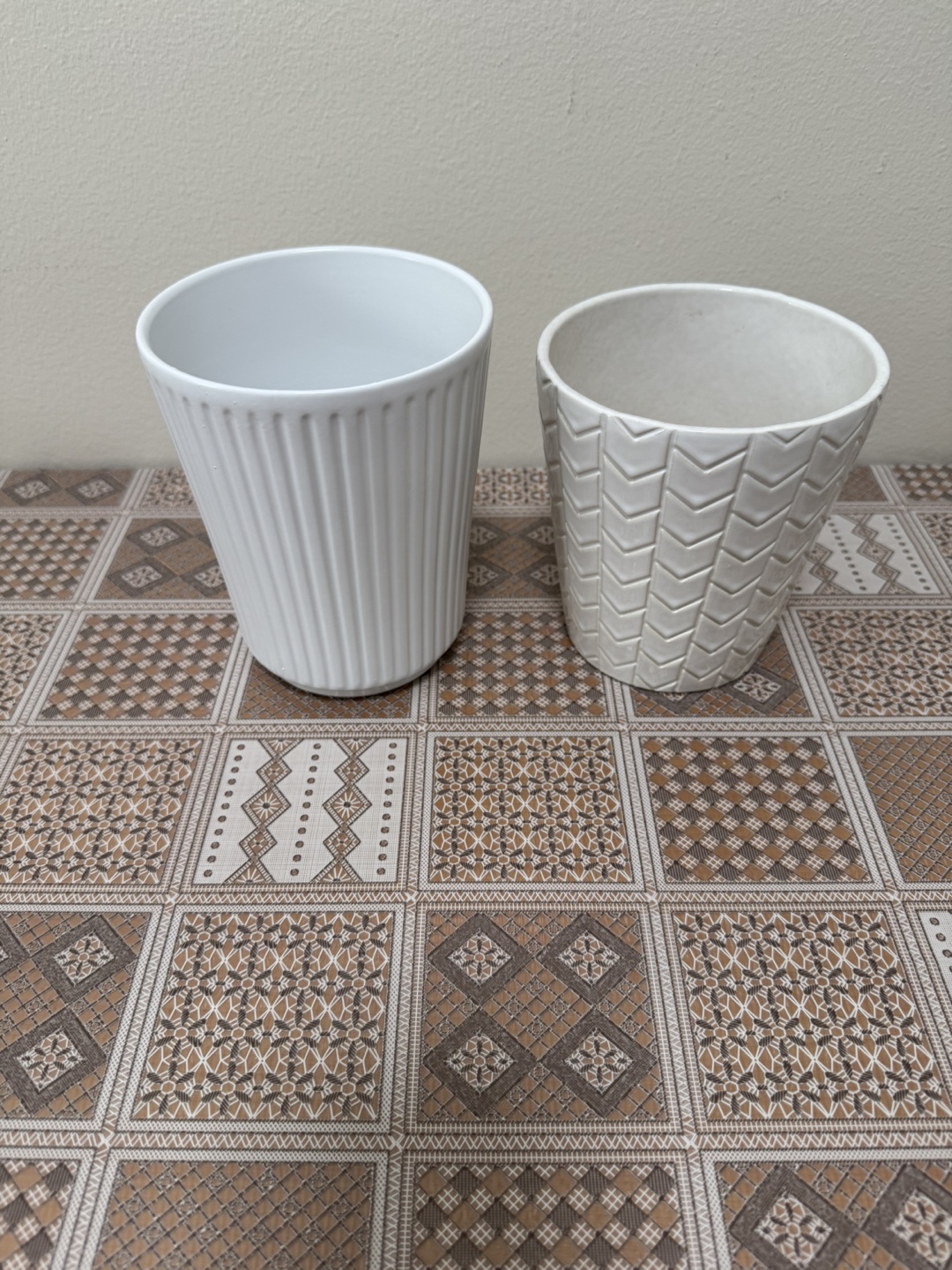 2 White Ceramic Flower Pots