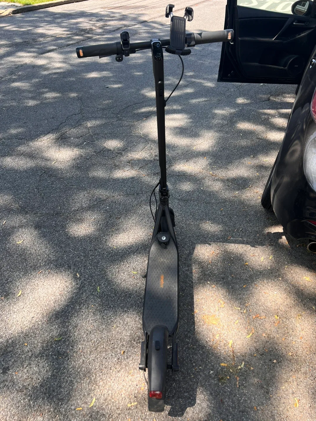 Segway Ninebot ES4 Electric Scooter image indicator(4)