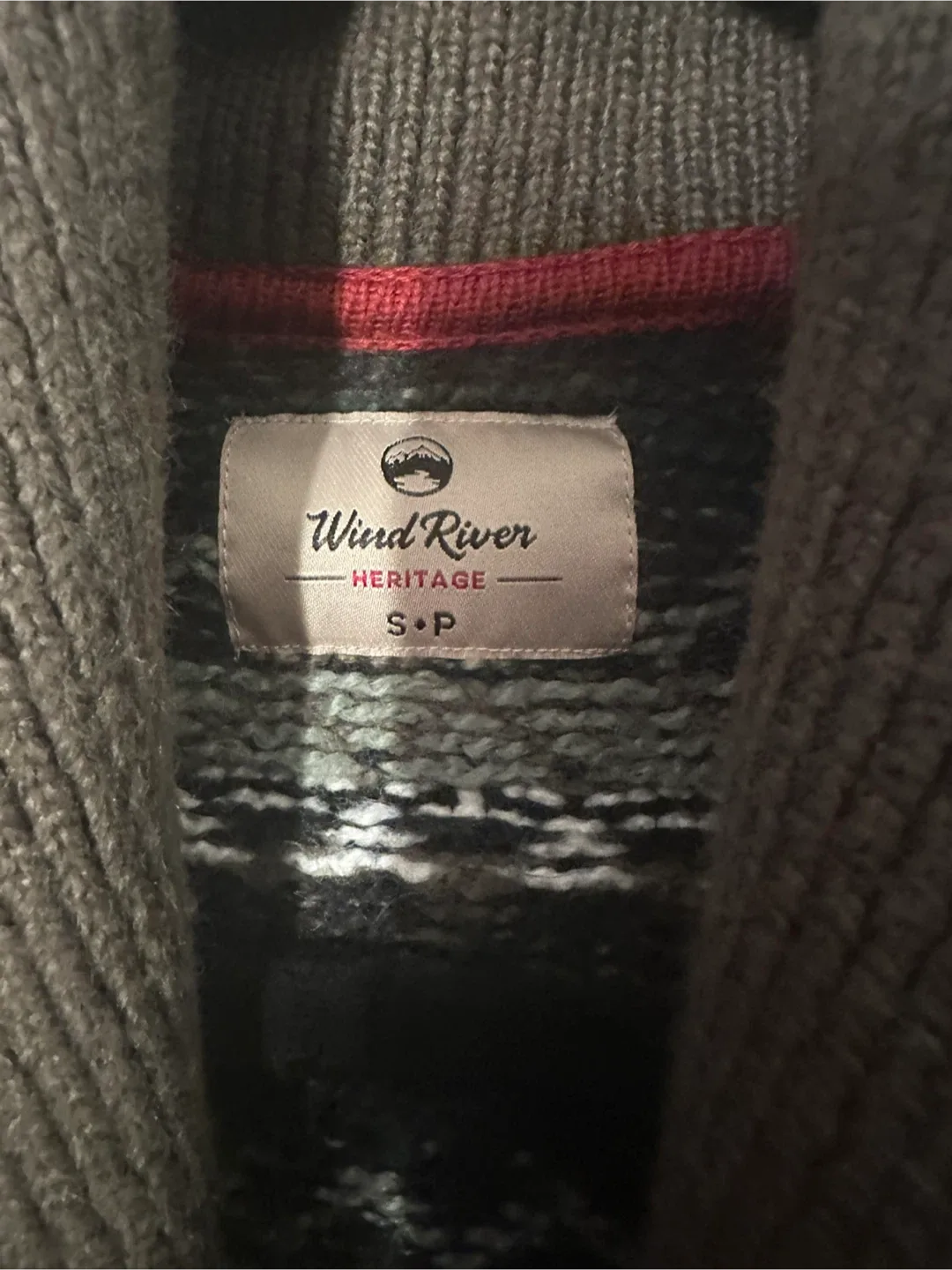 Cozy Cardigan image indicator(2)