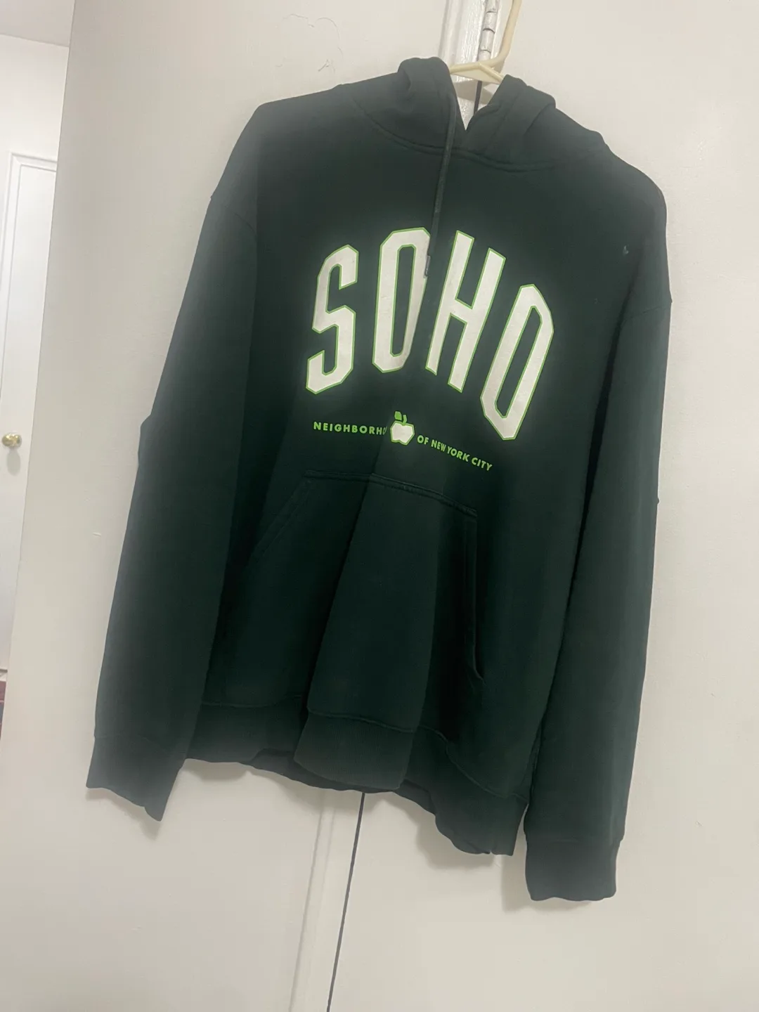 SOHO Neighbourhood of New York City Hoodie image indicator(2)