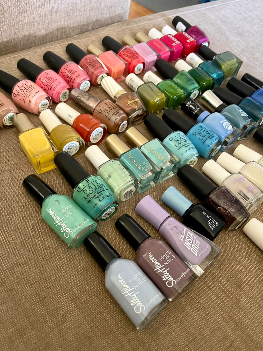 Mixed Lot of Nail Polish - OPI, Essie, Sally Hansen ++ - photo 3