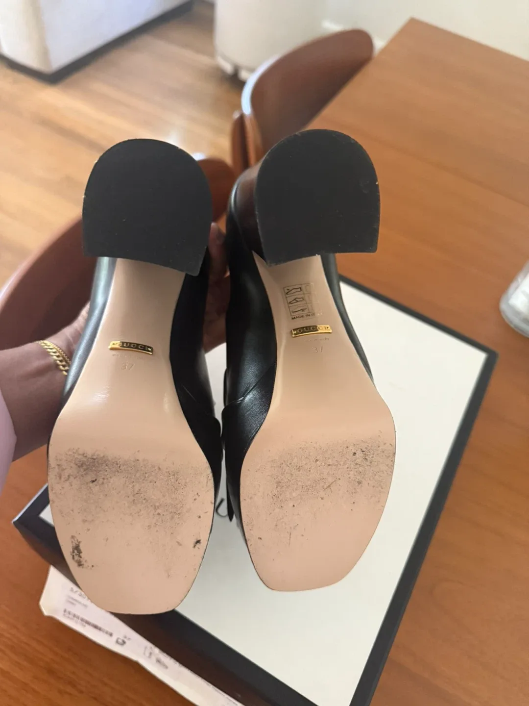 Gucci Malaga Black Leather Fringe Platform Pumps - Size 7 image indicator(7)