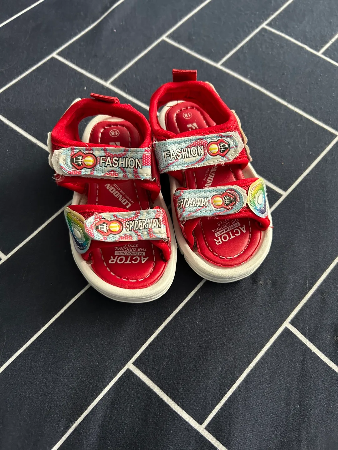 Red Spiderman Sandals - Size 18 image indicator(2)