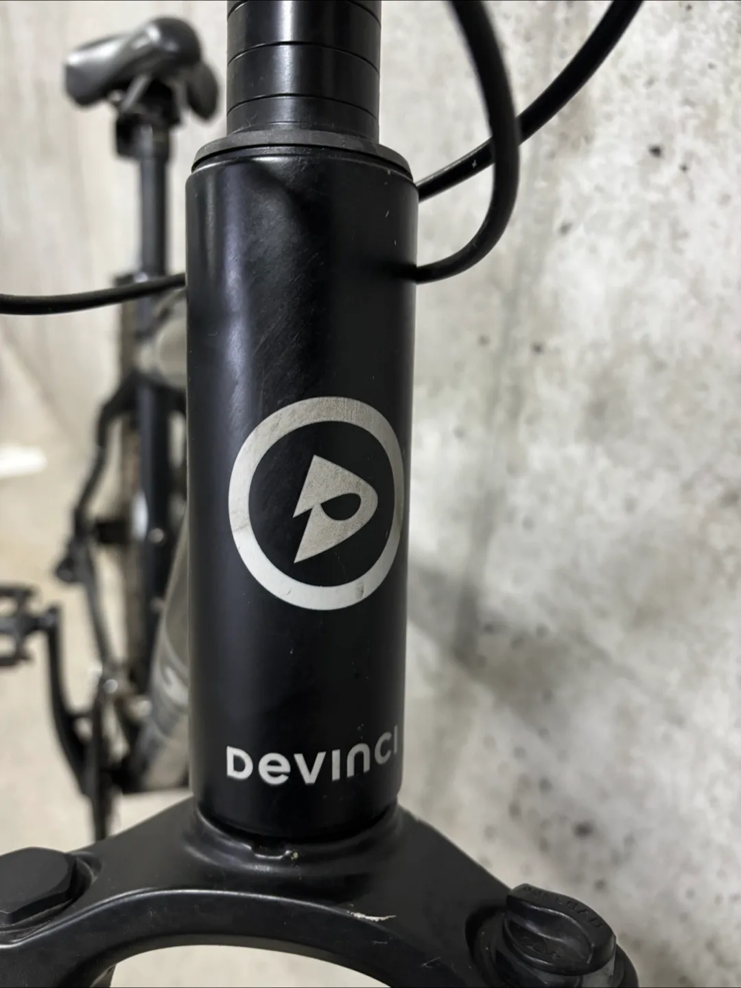 DaVinci Chameleon size Med, black image indicator(3)