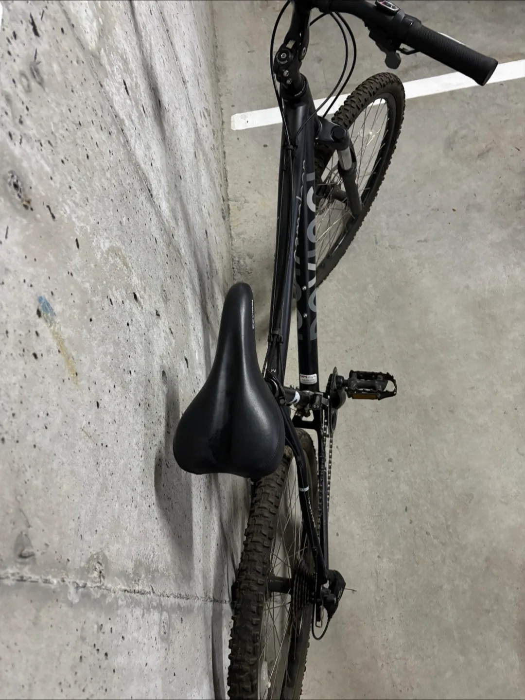 DaVinci Chameleon size Med, black image indicator(8)