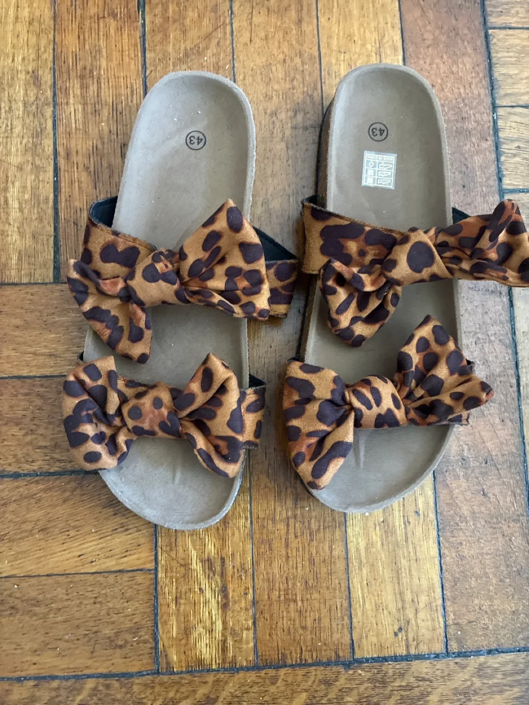 Leopard Print Bow Sandals 🥕 - Size 43 image indicator(2)