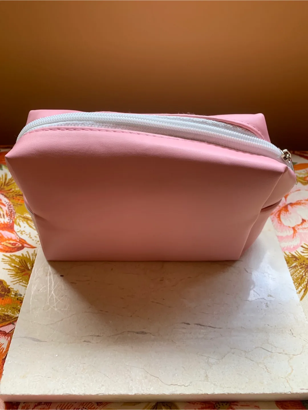 BNNU Pink Cosmetic/Toiletries Bag and inspirational Heart🥕 image indicator(4)