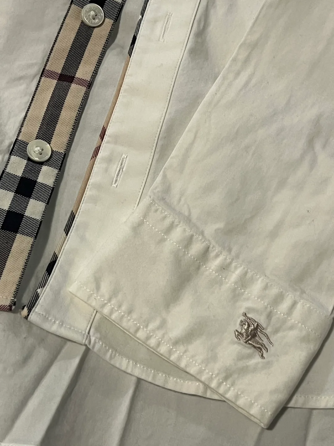 Burberry White Casual Button Down Shirt sz S image indicator(9)