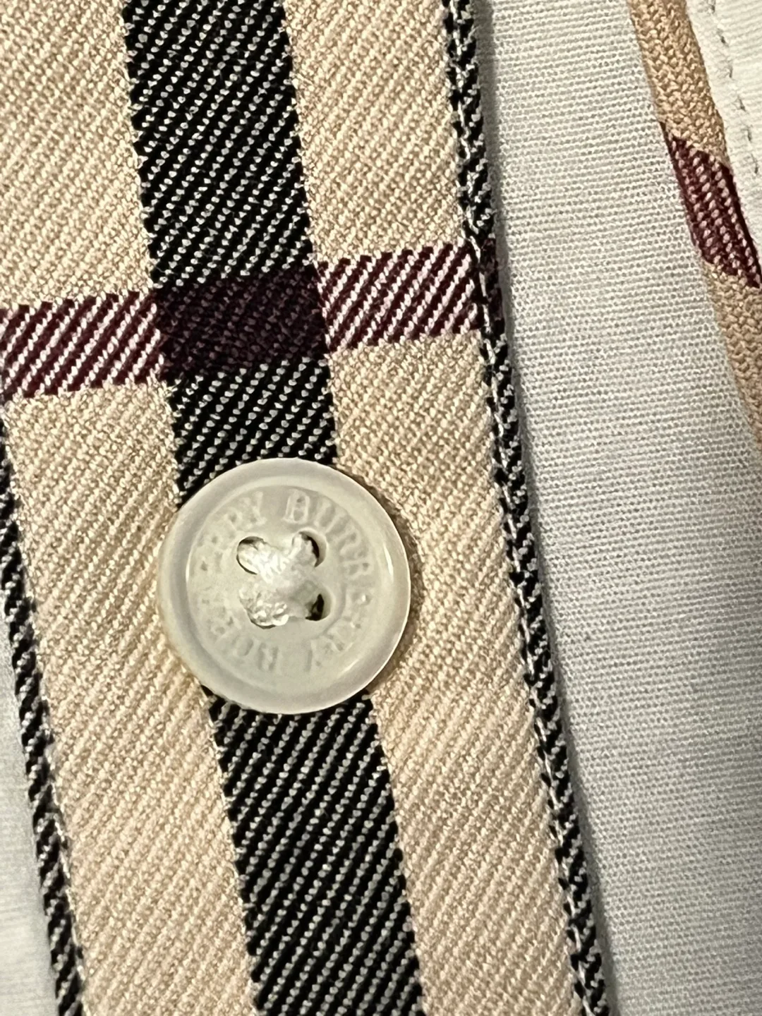 Burberry White Casual Button Down Shirt sz S image indicator(10)