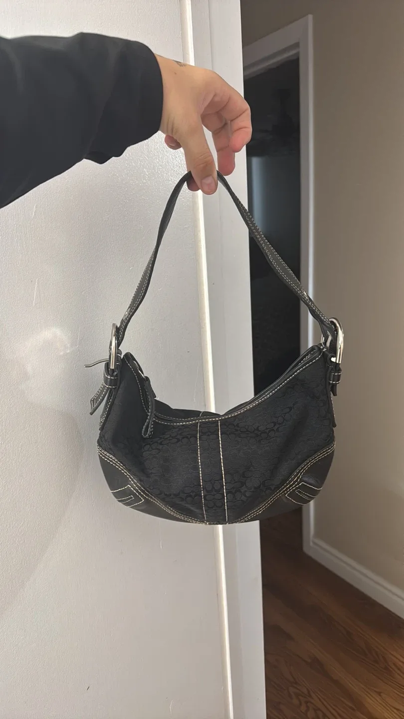 Vintage mini coach shoulder bag image indicator(5)