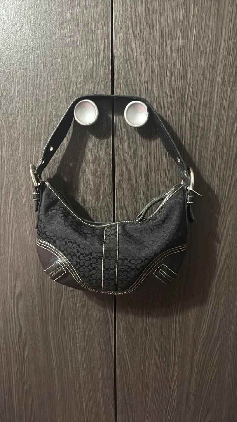 Vintage mini coach shoulder bag image indicator(2)