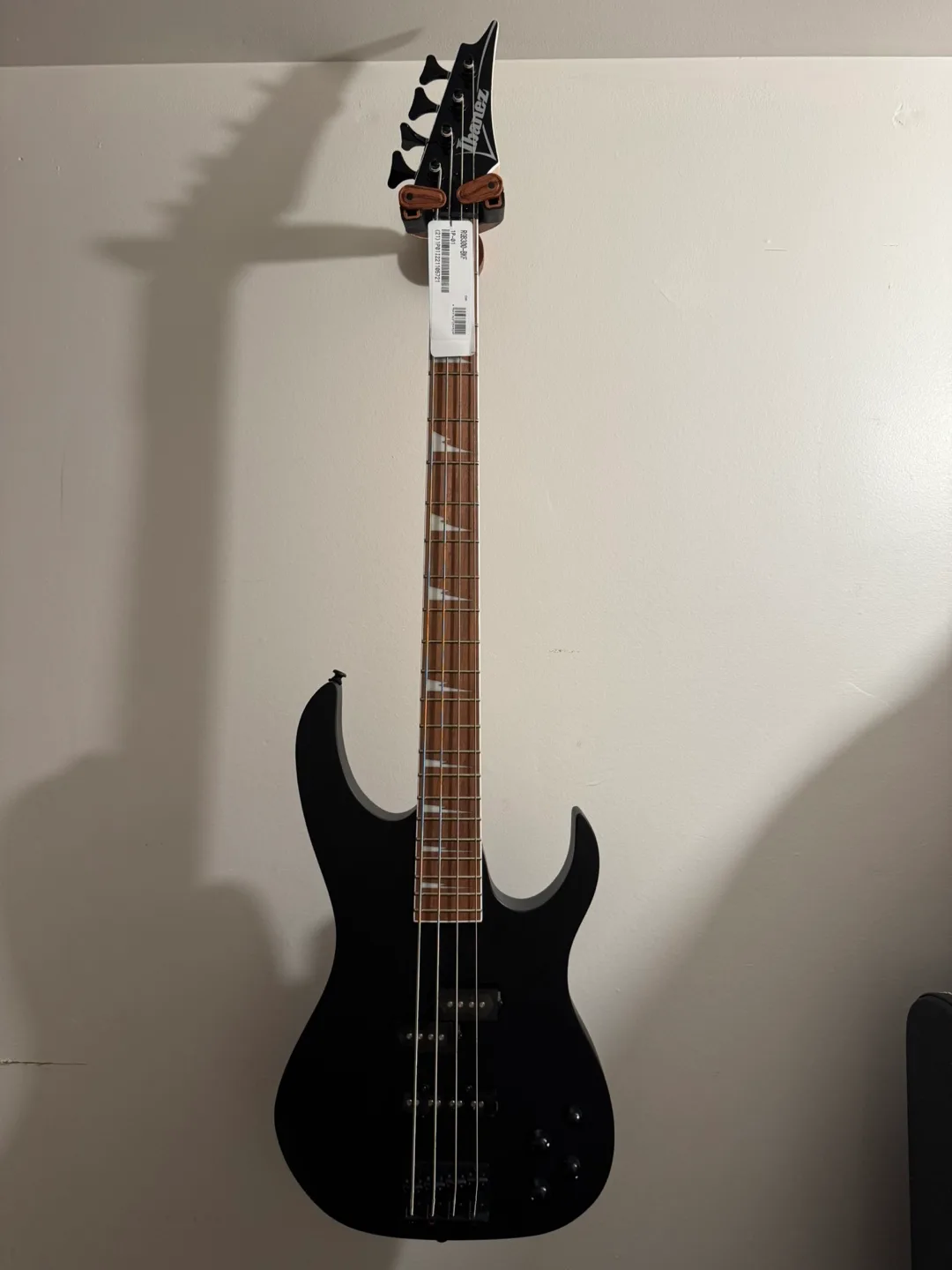Ibanez RGB300-BKF Bass Guitar - Black image indicator(2)