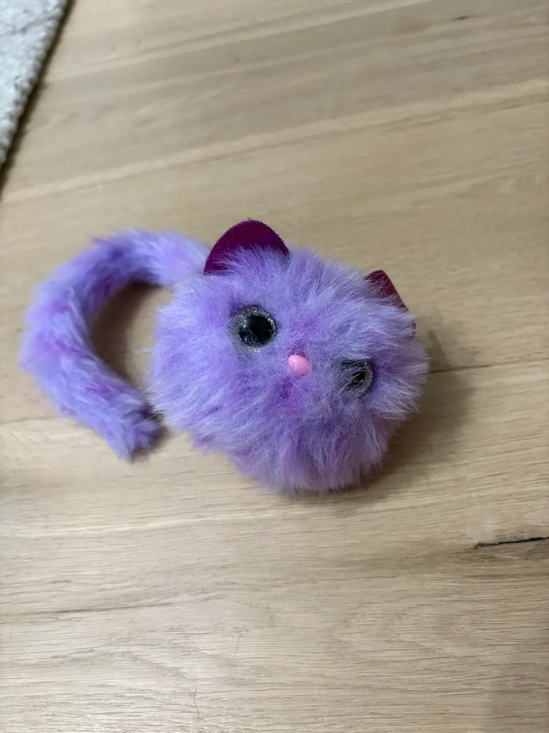 Assorted Plush Toys bundle image indicator(4)