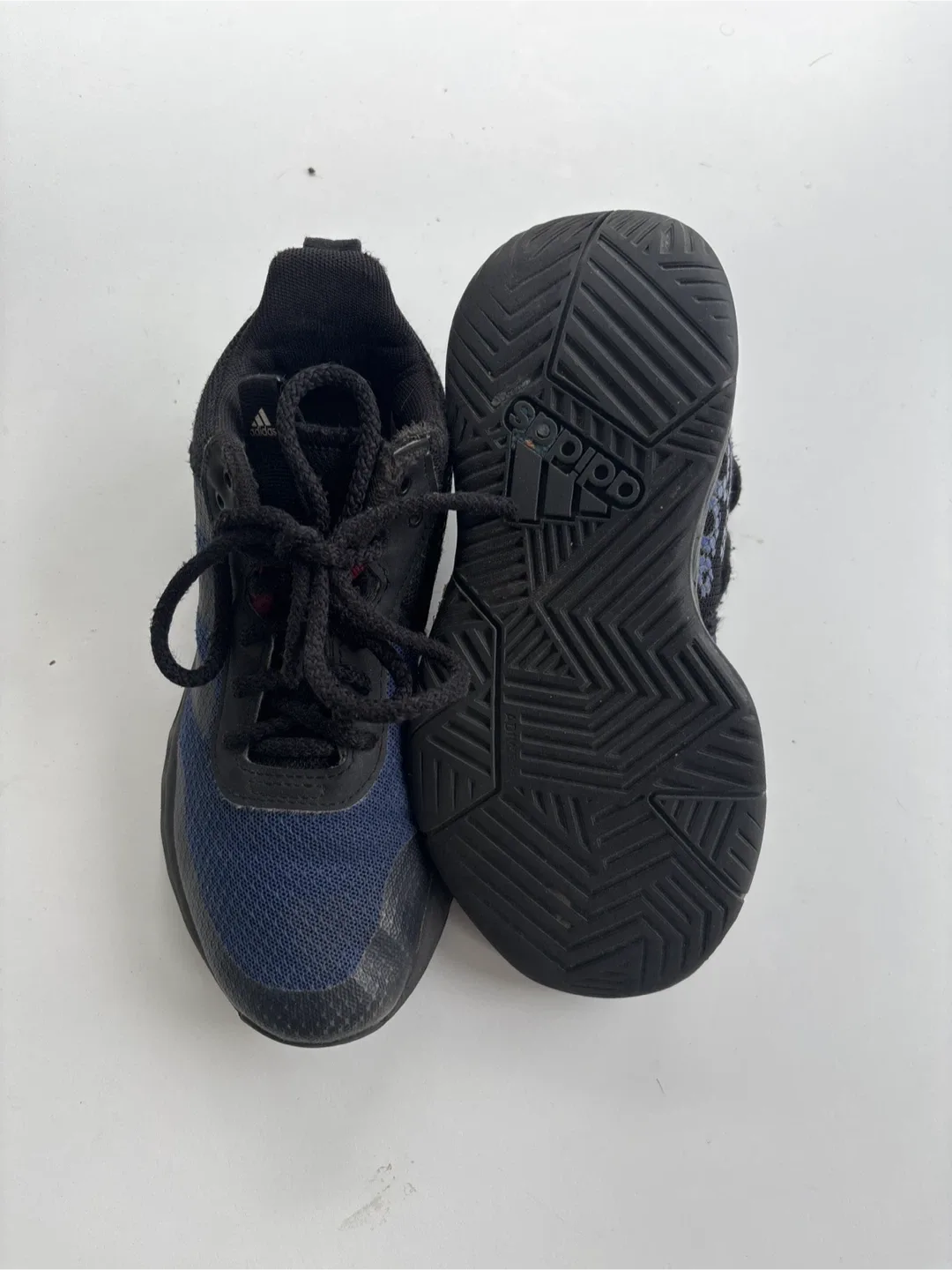 Adidas Kids' Basketball Shoes - Size 2 image indicator(2)