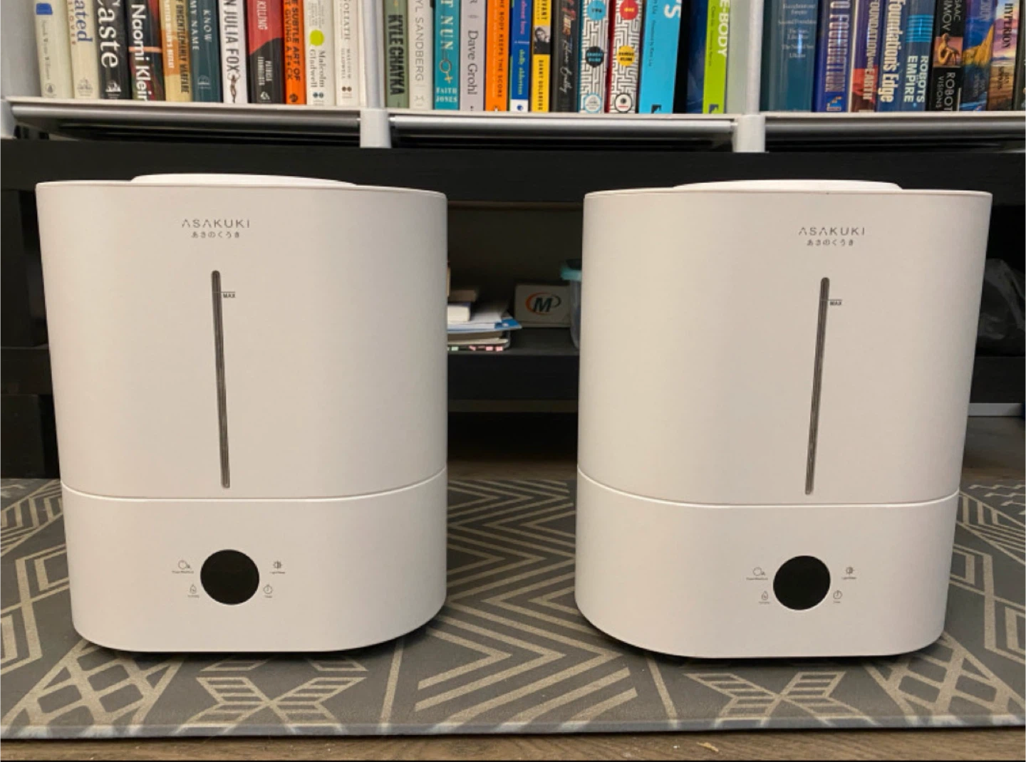 2 humidifiers (4 L capacity each) 🥕