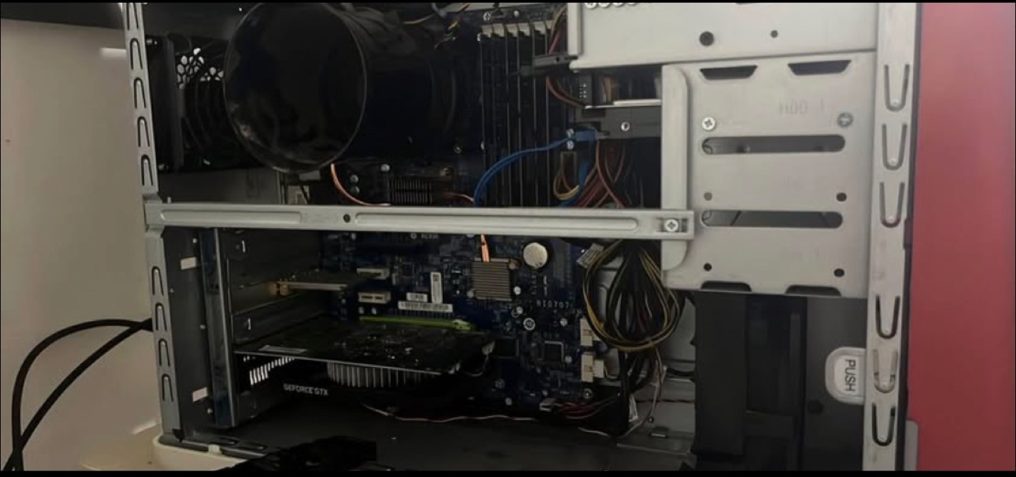 Dell Studio XPS 435T/9000 Desktop PC - photo 2
