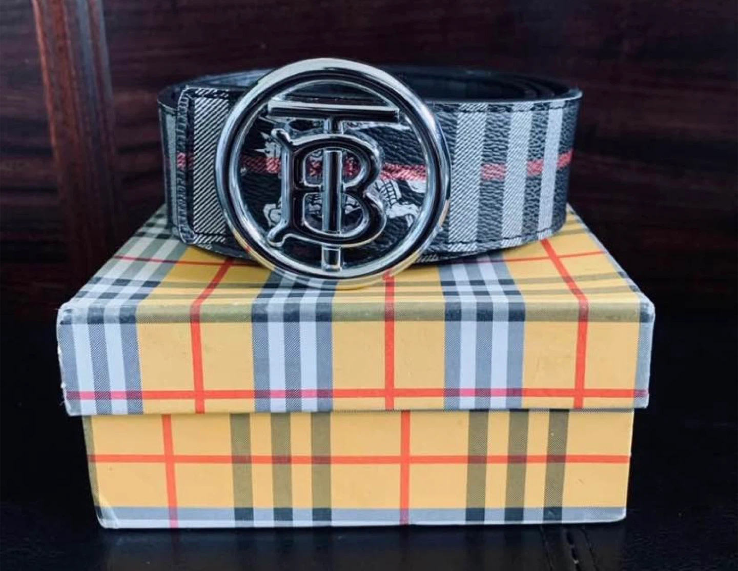 Burberry Belt with Box