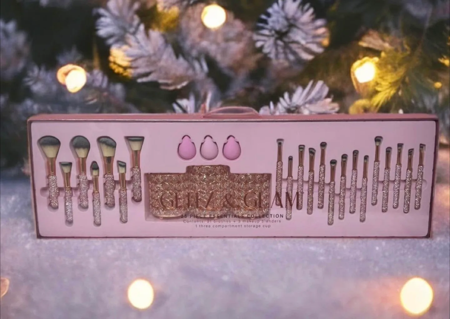 Glitz & Glam 32-Piece Makeup Brush Set - New! image indicator(5)