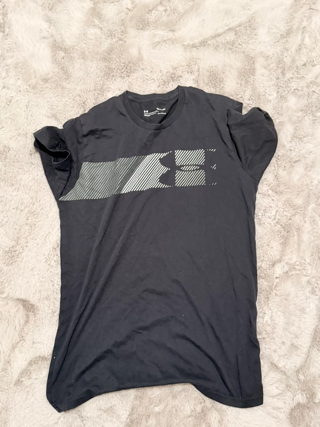 Under Armor Tshirt