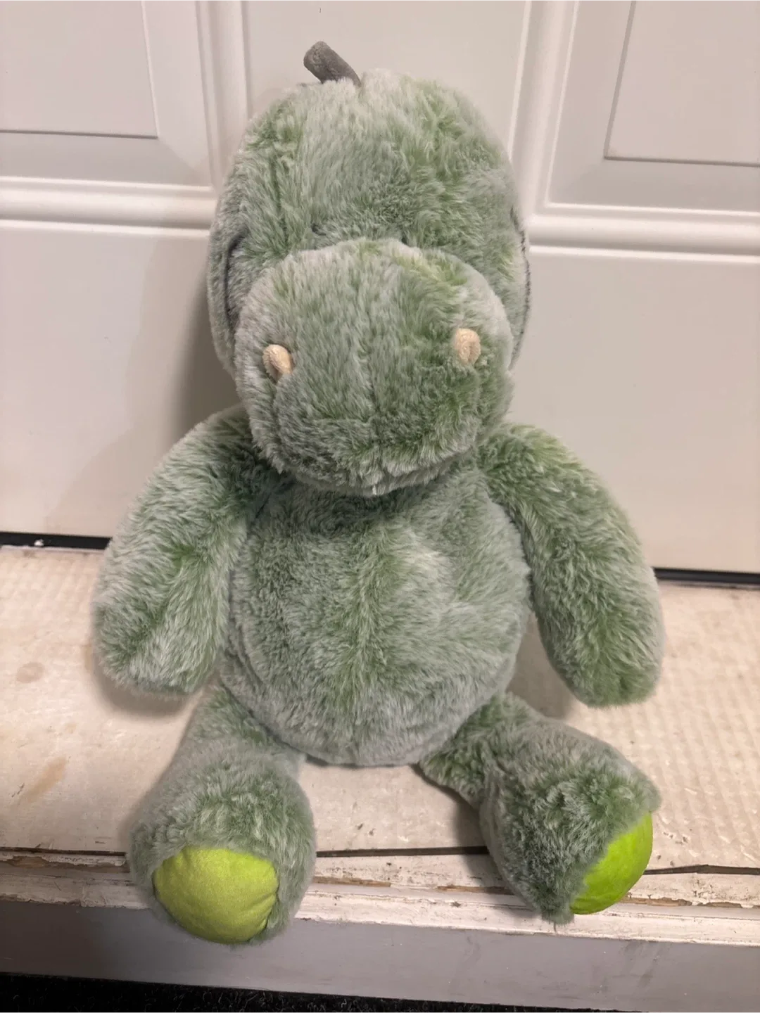 🥕Green Stuffed Dinosaur Plush Toy thumbnail