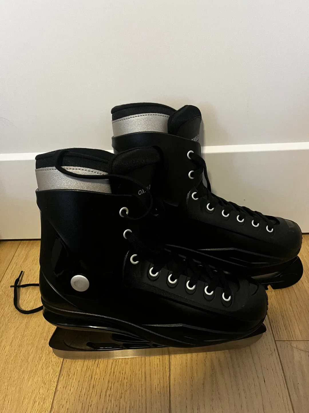 Oxelo Black Ice Skates - Size 45 thumbnail