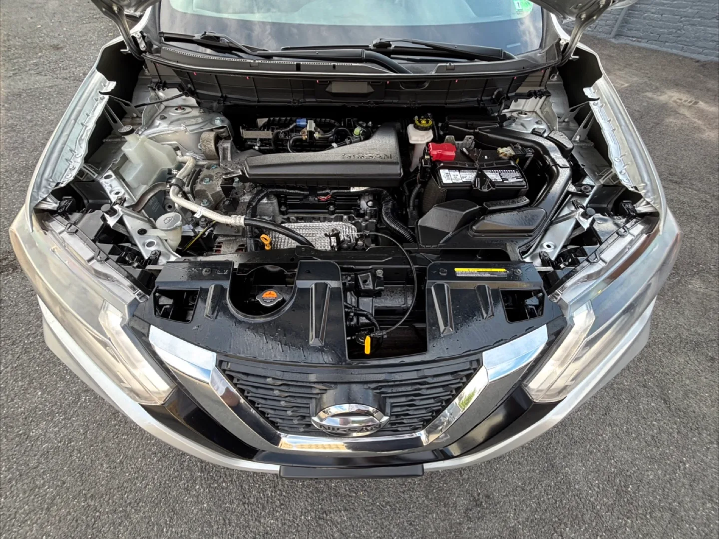 Nissan Rogue Sv 2017 113,700 miles image indicator(10)