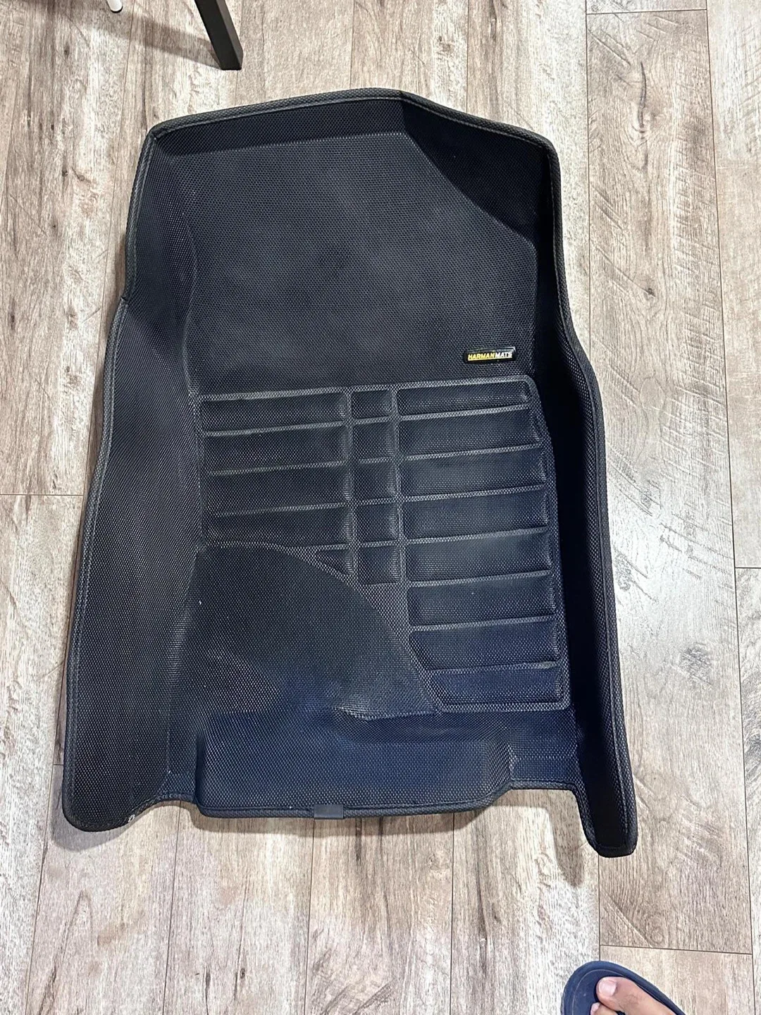 Selling car mats thumbnail